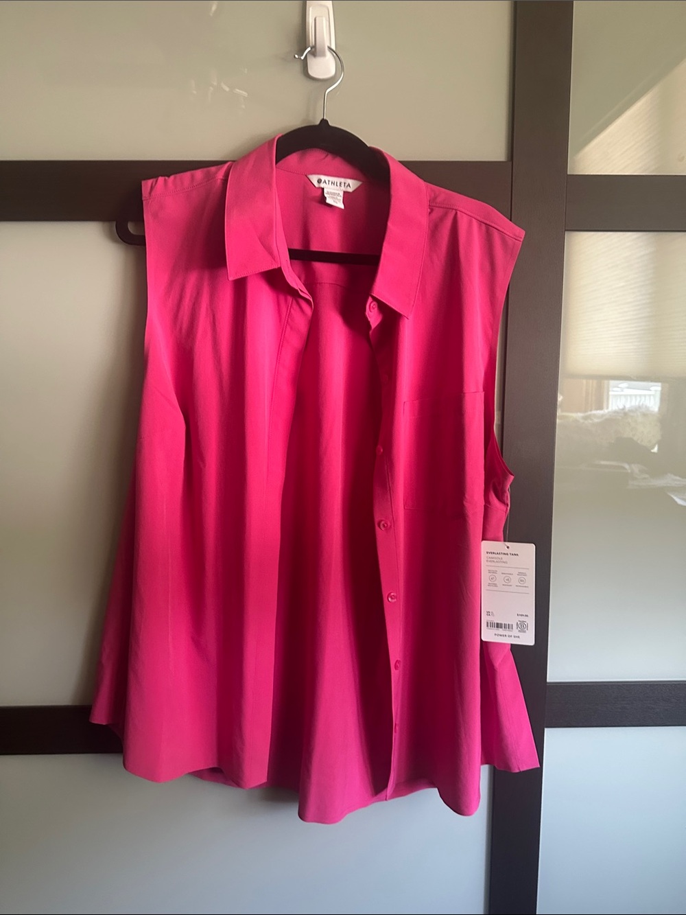 Athleta Sleeveless Button-Down Top in Bright Pink